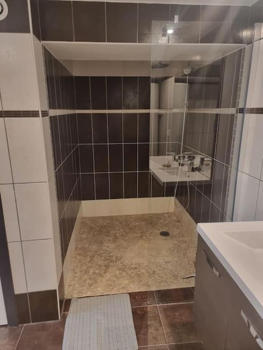 Appartement En Centre-Ville Aurillac Exteriér fotografie